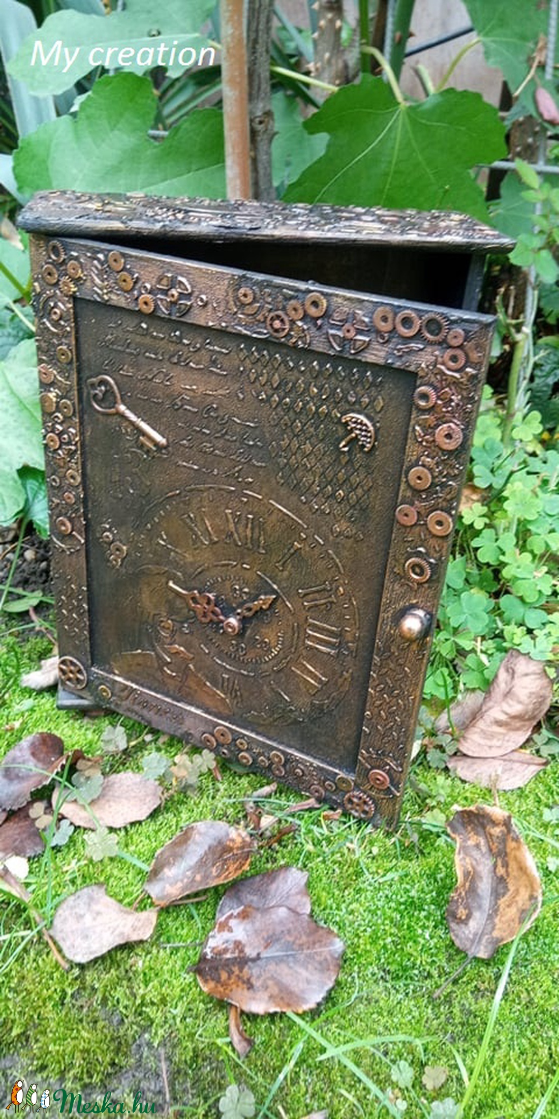 Steampunk fali kulcstartó doboz.26 x 20 x 6 cm - otthon & életmód - bútor - Meska.hu Steampunk fali kulcstartó doboz.26 x 20 x 6 cm - otthon & életmód - bútor - Meska.hu