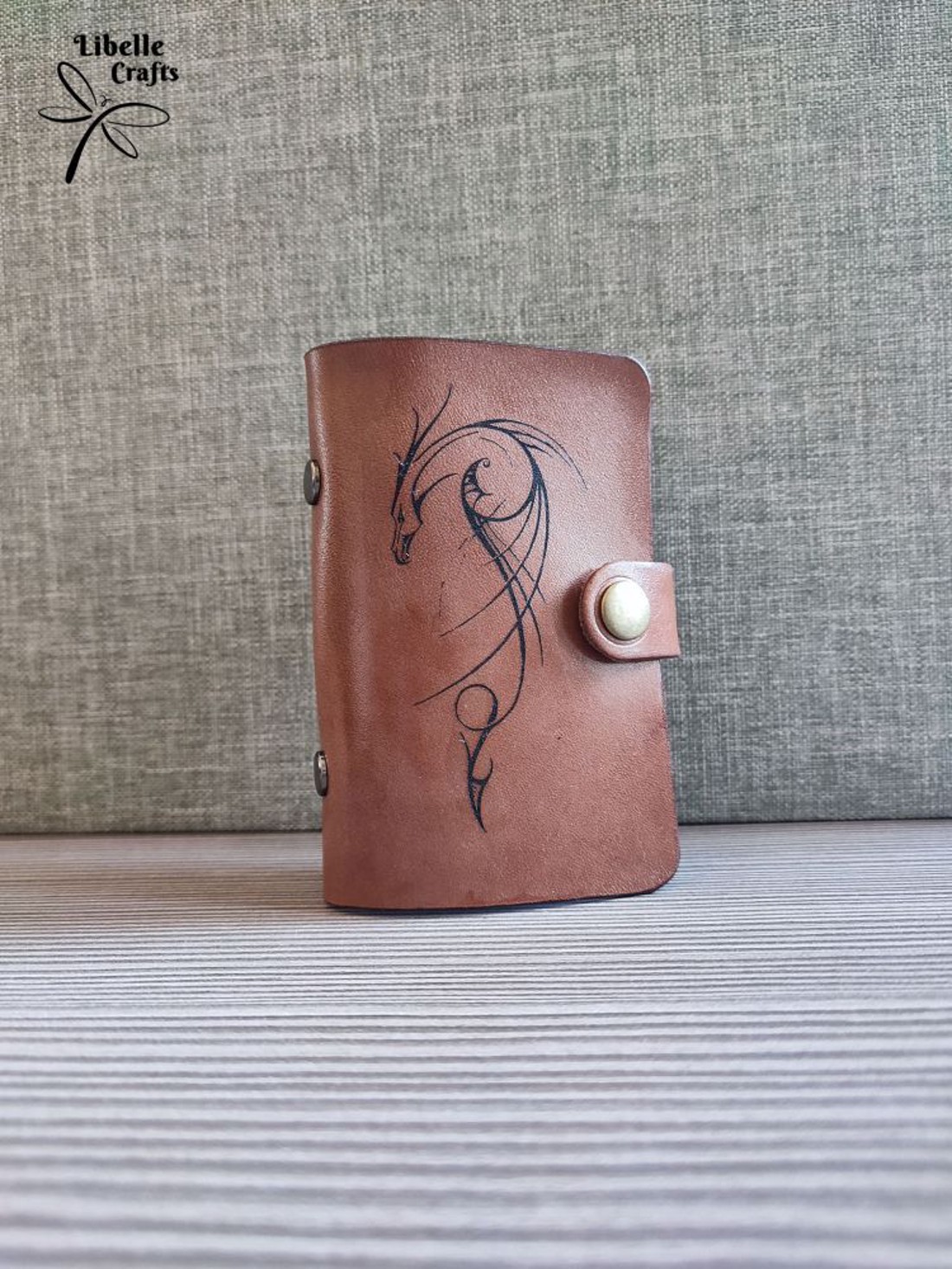 Sárkány sziluettes igazolványtartó - táska & tok - pénztárca & más tok - kártyatartó & irattartó - Meska.hu