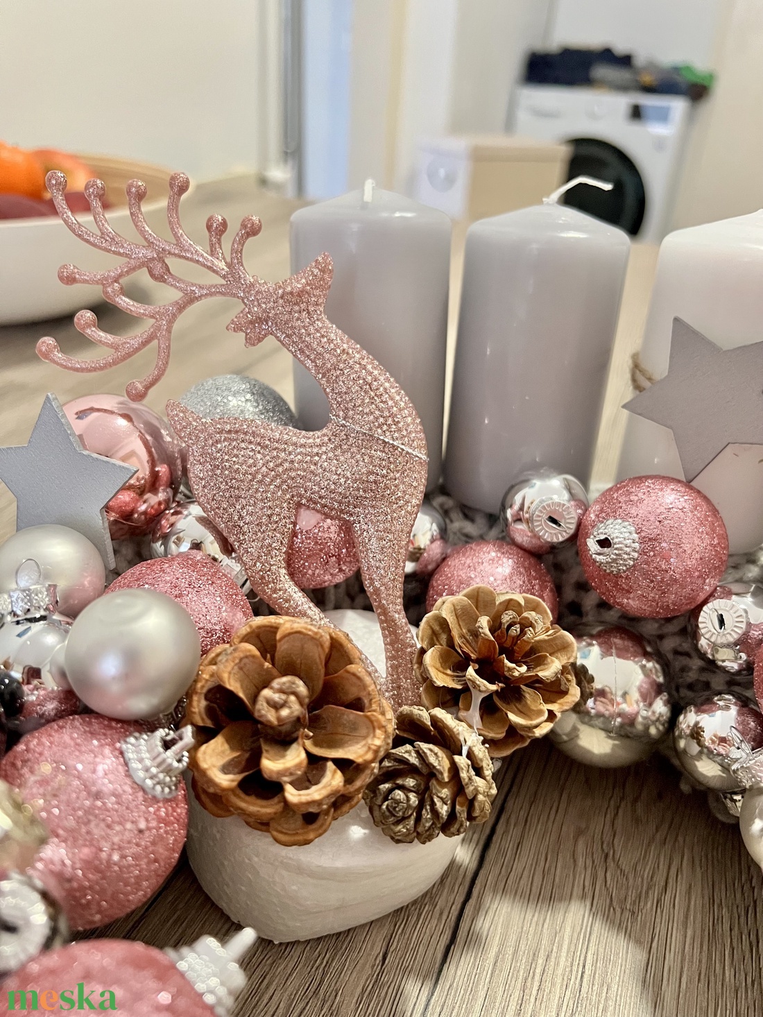 Skandináv stílusú adventi koszorú szürke kötött alappal - karácsony - adventi díszek - adventi koszorú - Meska.hu