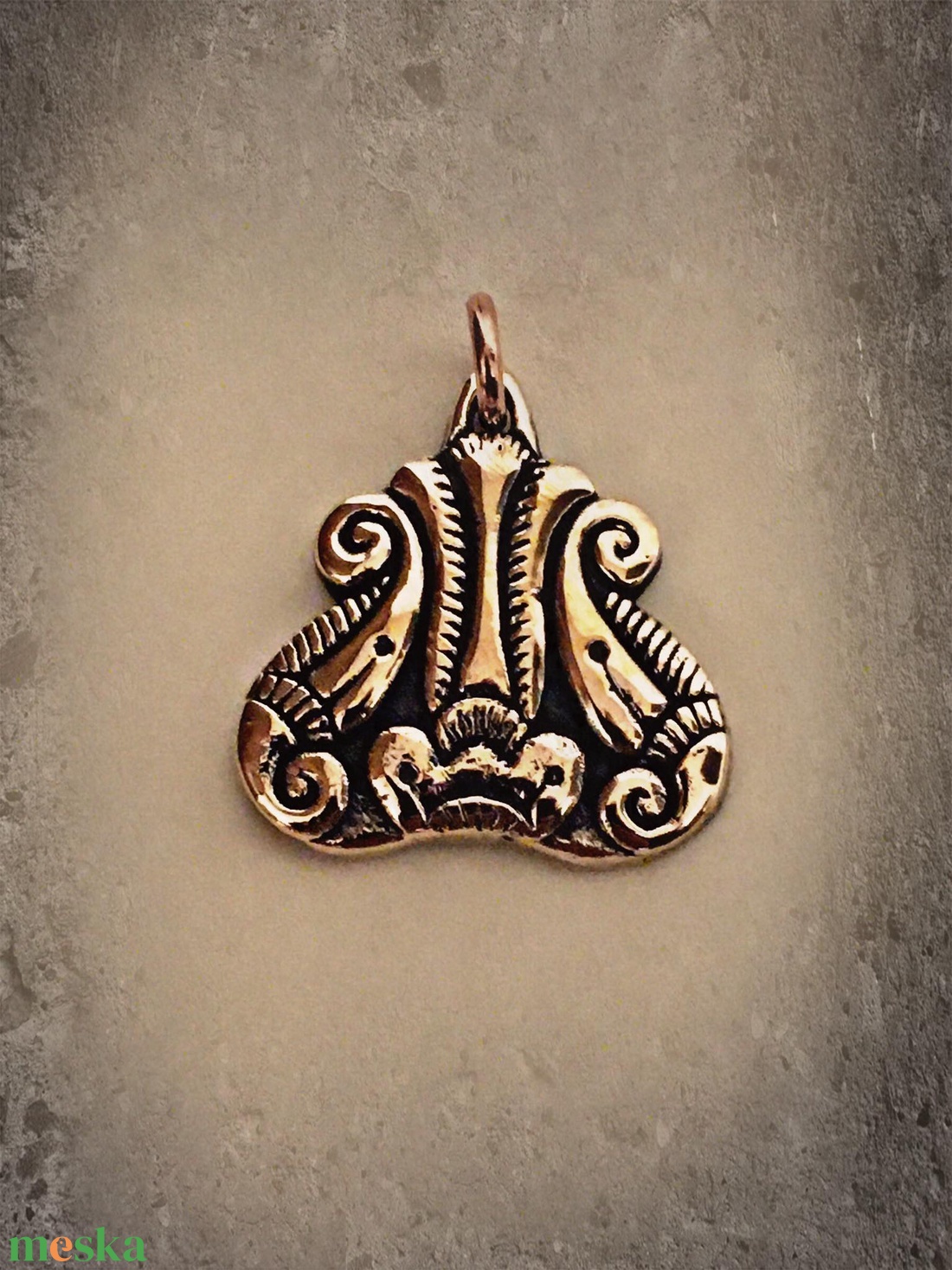 Palmettás Tulipános bronz medál - ékszer - nyaklánc - medál - Meska.hu Palmettás Tulipános bronz medál - ékszer - nyaklánc - medál - Meska.hu