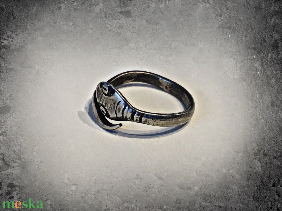 Kovácsolt kígyós gyűrű - alpakka - ékszer - gyűrű - figurális gyűrű - Meska.hu