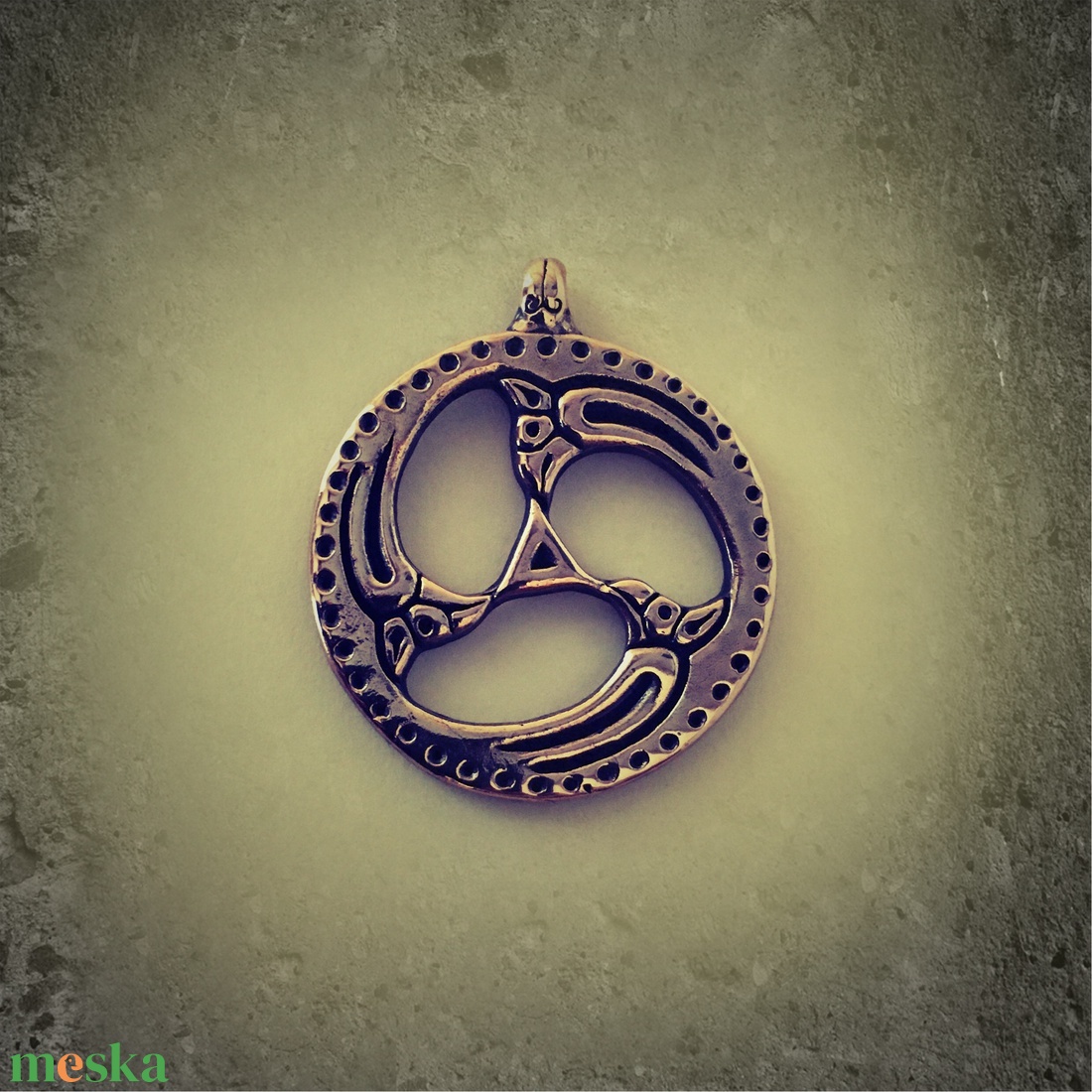 Szélgriffek bronz medál - ékszer - nyaklánc - medál - Meska.hu