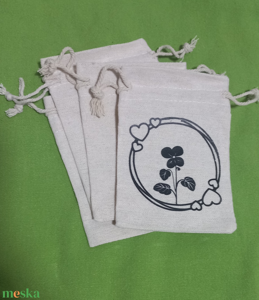 Húsvéti vászon zsákocska � apró ajándékokhoz - ünnepi díszek, dekorációk - húsvéti díszek és dekorációk - húsvéti ajándékátadó - Meska.hu