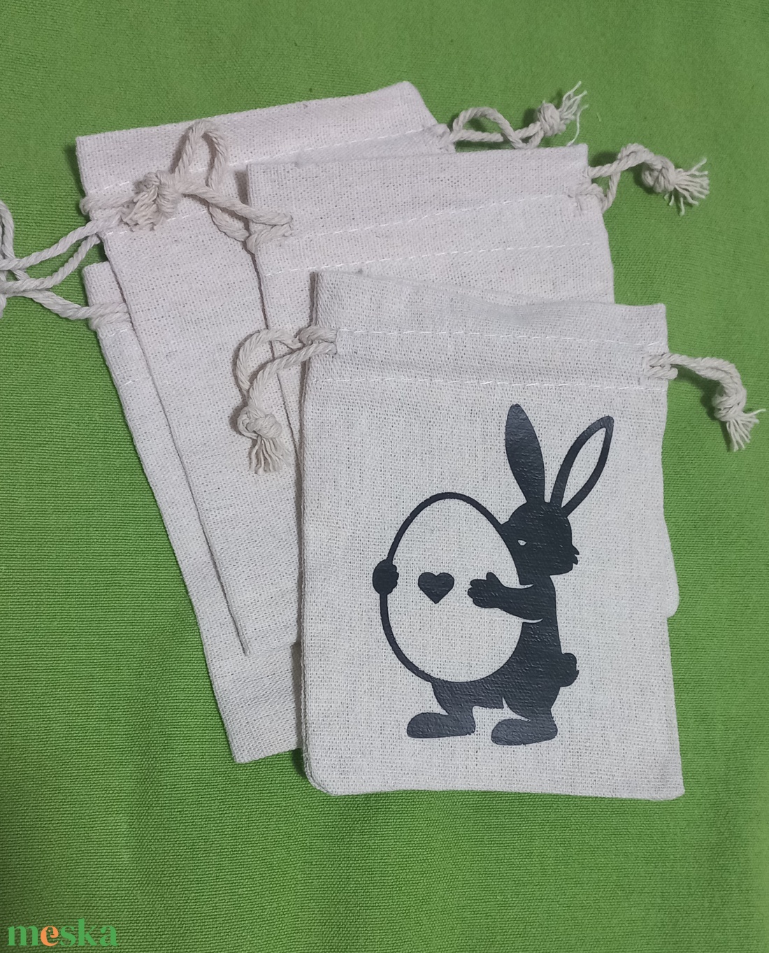 Húsvéti vászon zsákocska � apró ajándékokhoz - ünnepi díszek, dekorációk - húsvéti díszek és dekorációk - húsvéti ajándékátadó - Meska.hu