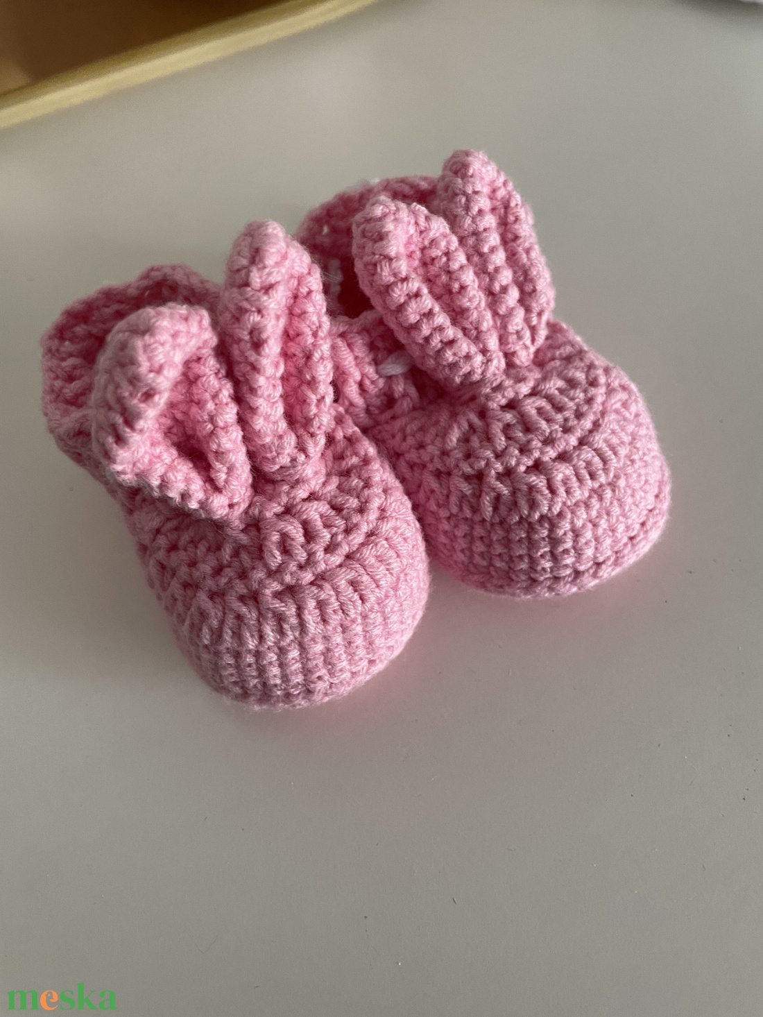 Horgolt nyuszifüles kiscipő - baba - mama - babaruházat - babacipő - Meska.hu