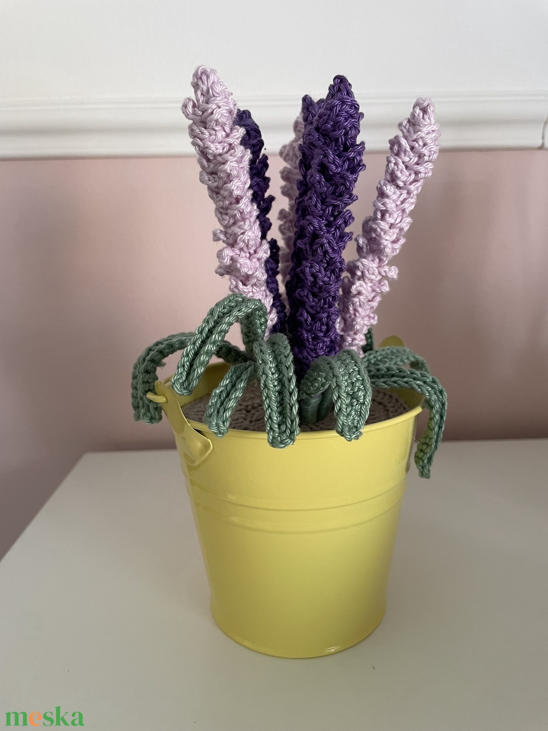 Horgolt levendula kisvödörben - otthon & életmód - dekoráció - asztal és polc dekoráció - asztaldísz - Meska.hu