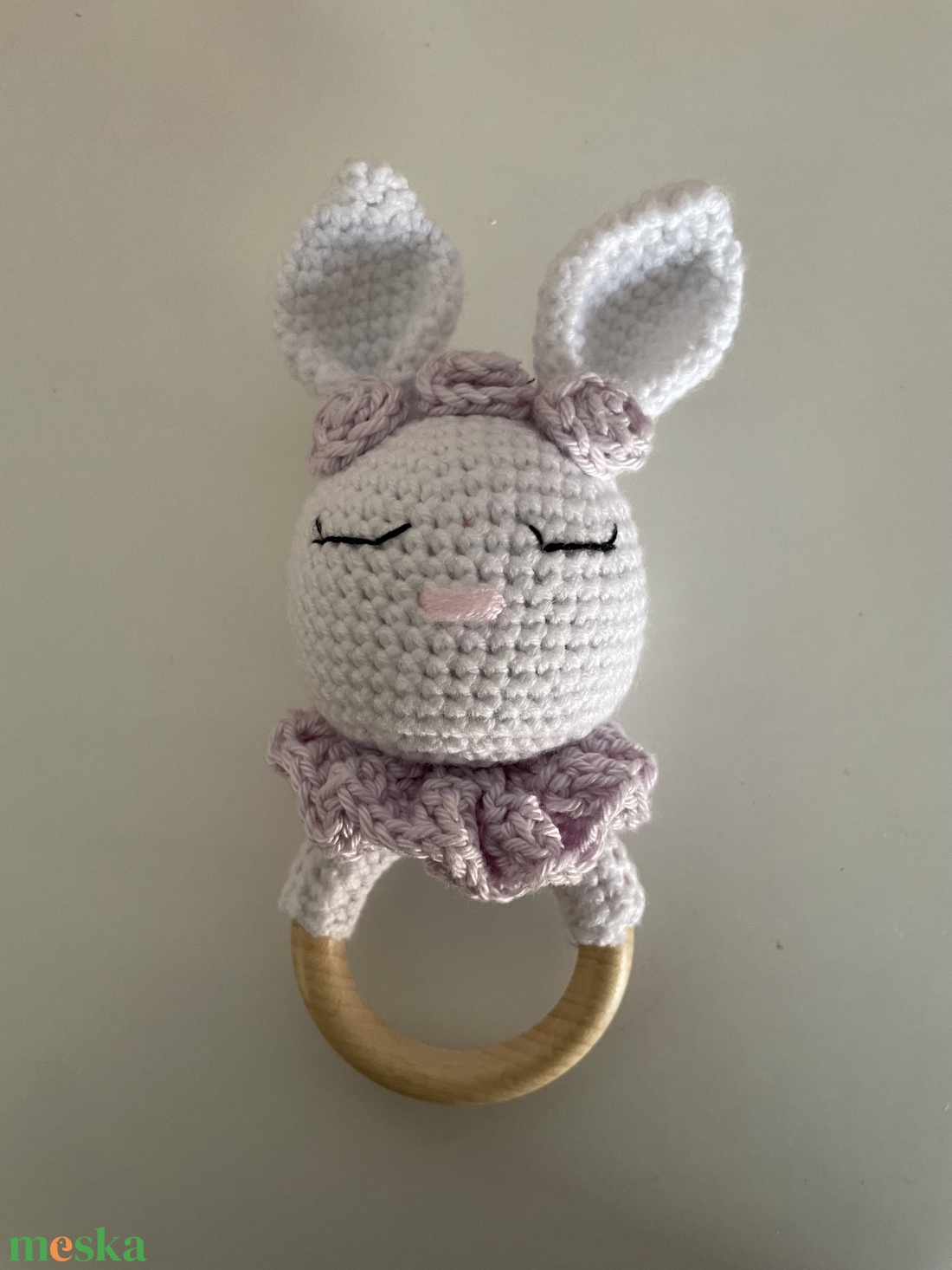 Kézzel horgolt nyuszi csörgő - baba - mama - baba játékok - csörgő - Meska.hu