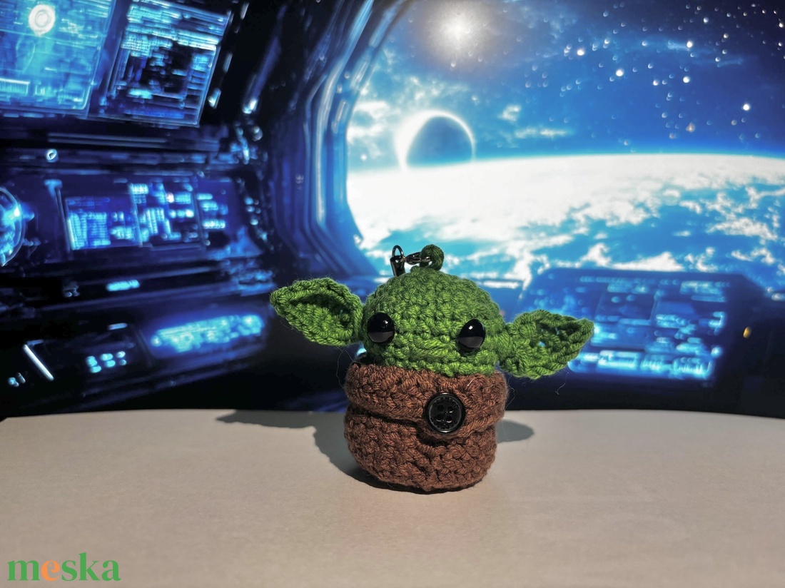 Baby Yoda - otthon & életmód - autó - visszapillantó dísz - Meska.hu