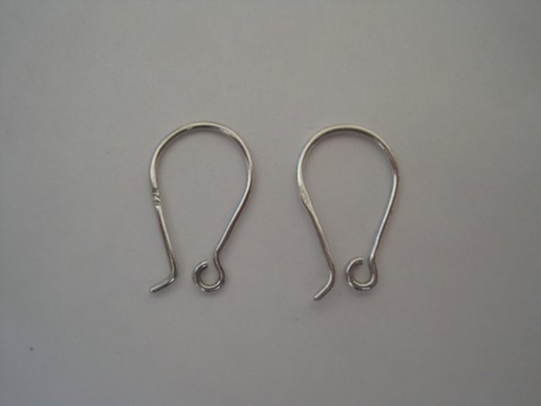 2 pár ezüst fülbevaló akasztó jelzett 925-ös 2 pár -  - Meska.hu