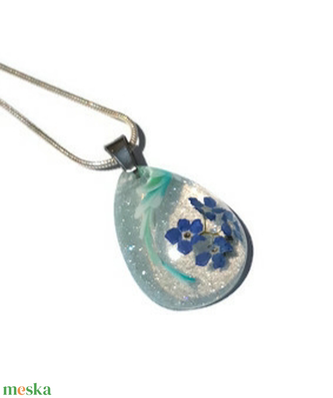 Egy apró fürtnyi nefelejcses nyaklánc  - ékszer - nyaklánc - medálos nyaklánc - Meska.hu