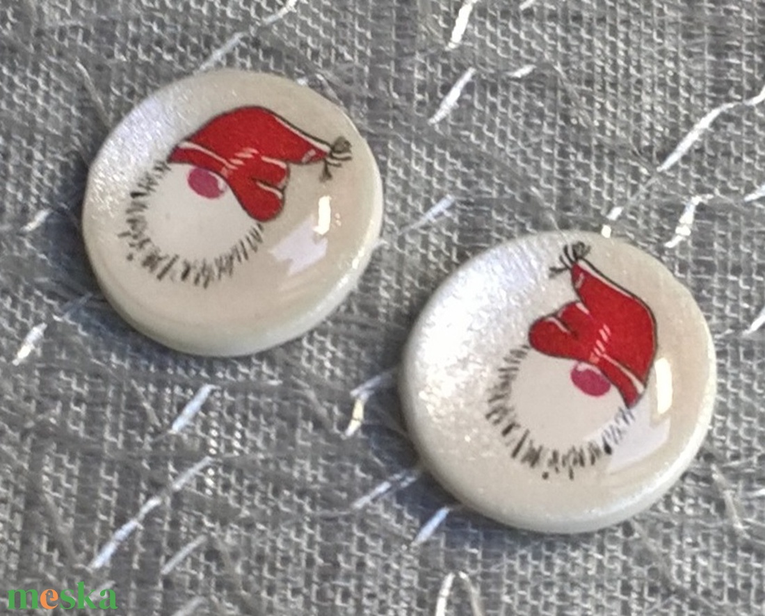 Mikulás mintás pötty fülbevaló - ékszer - fülbevaló - pötty fülbevaló - Meska.hu