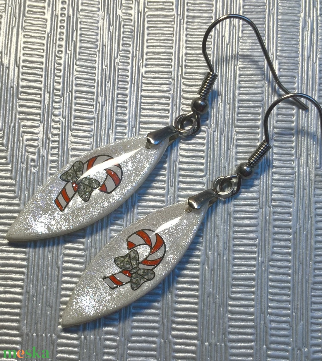 Karácsonyi mintás fülbevaló II. - ékszer - fülbevaló - lógó fülbevaló - Meska.hu