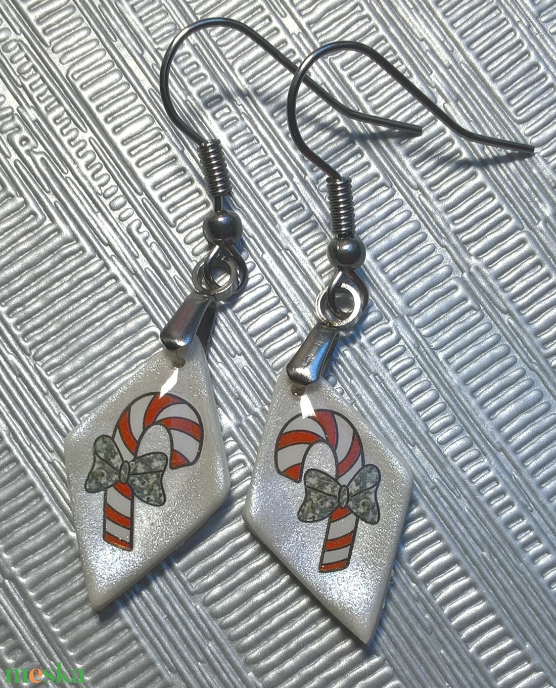 Karácsonyi mintás fülbevaló III. - ékszer - fülbevaló - lógó fülbevaló - Meska.hu