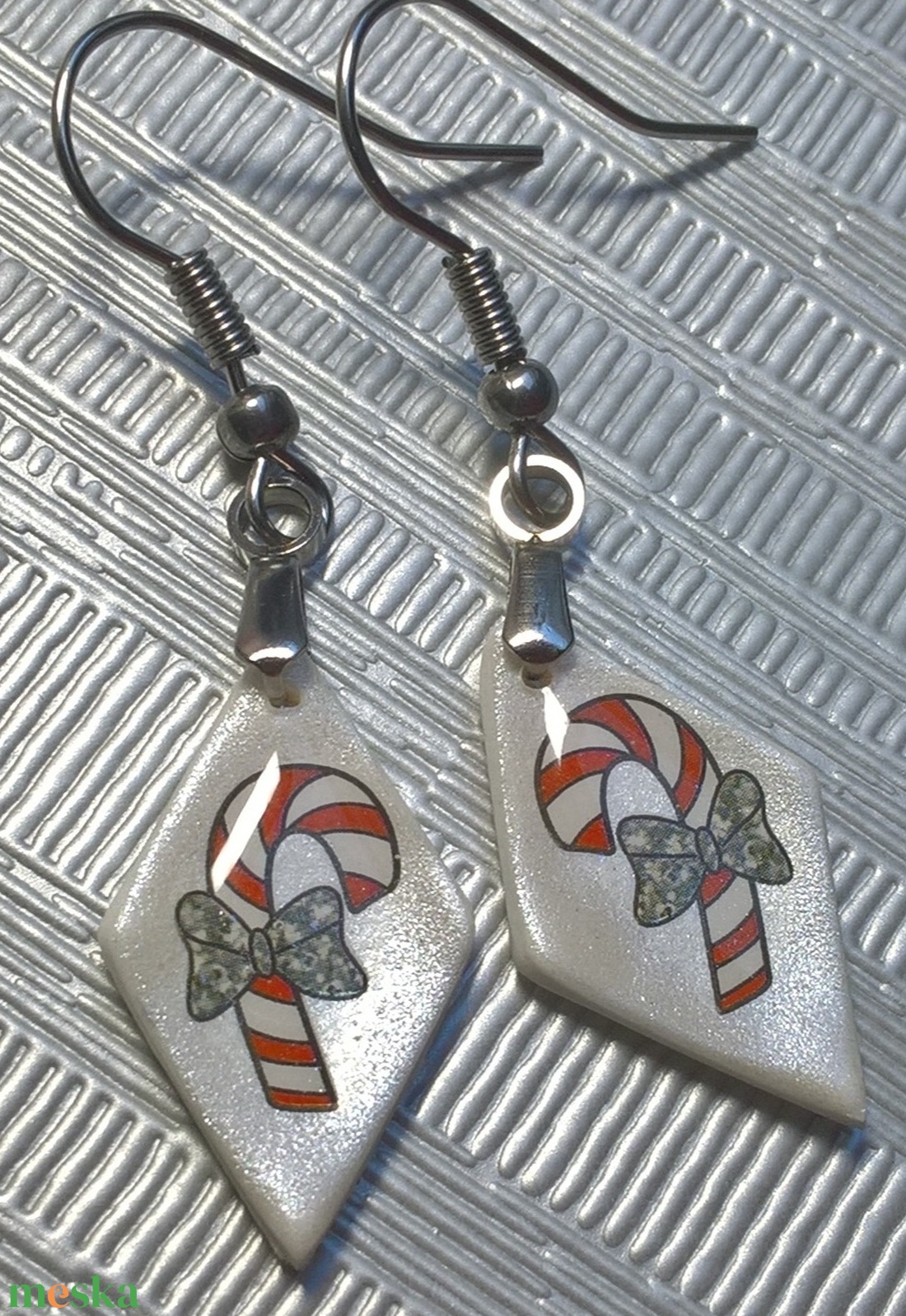 Karácsonyi mintás fülbevaló III. - ékszer - fülbevaló - lógó fülbevaló - Meska.hu