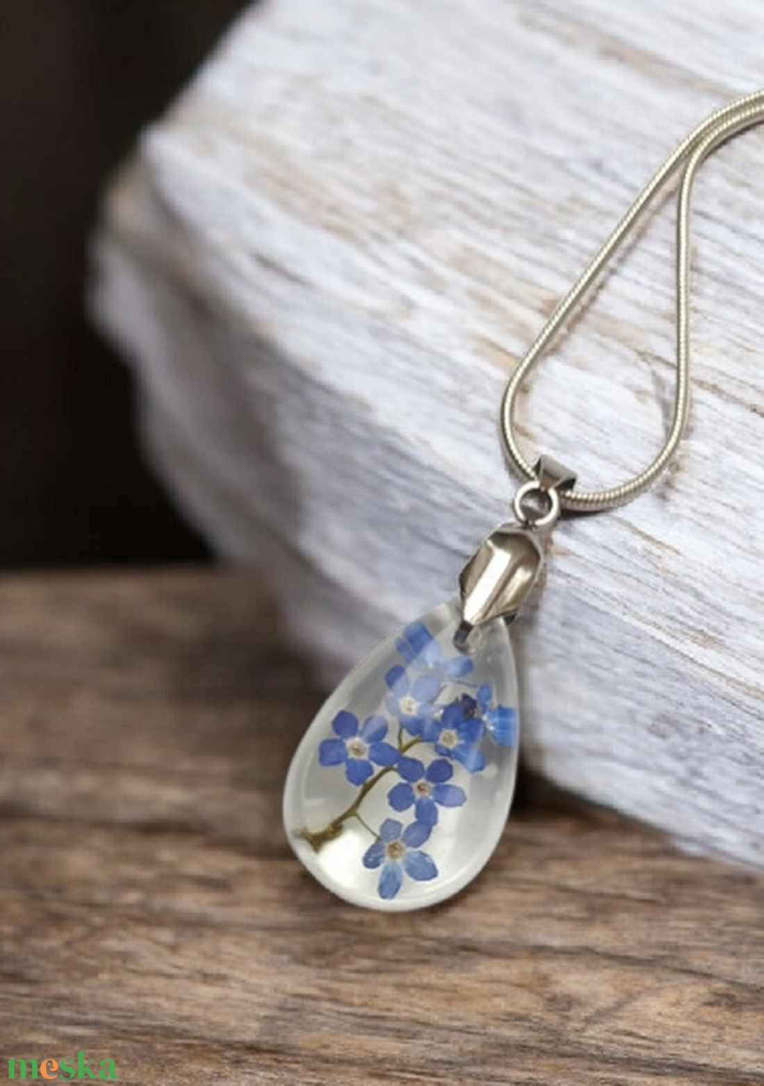 Egy apró fürtnyi nefelejcses nyaklánc  - ékszer - nyaklánc - medálos nyaklánc - Meska.hu