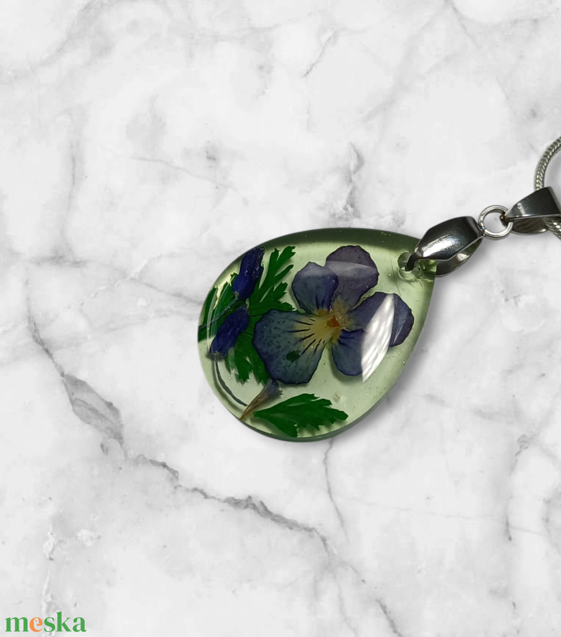 Lila ibolyás nyaklánc II. - ékszer - nyaklánc - medálos nyaklánc - Meska.hu