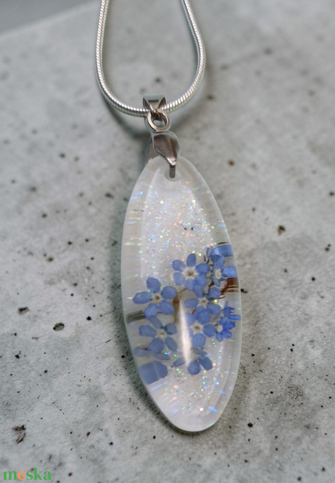 Nefelejcses nyaklánc  - ékszer - nyaklánc - medálos nyaklánc - Meska.hu