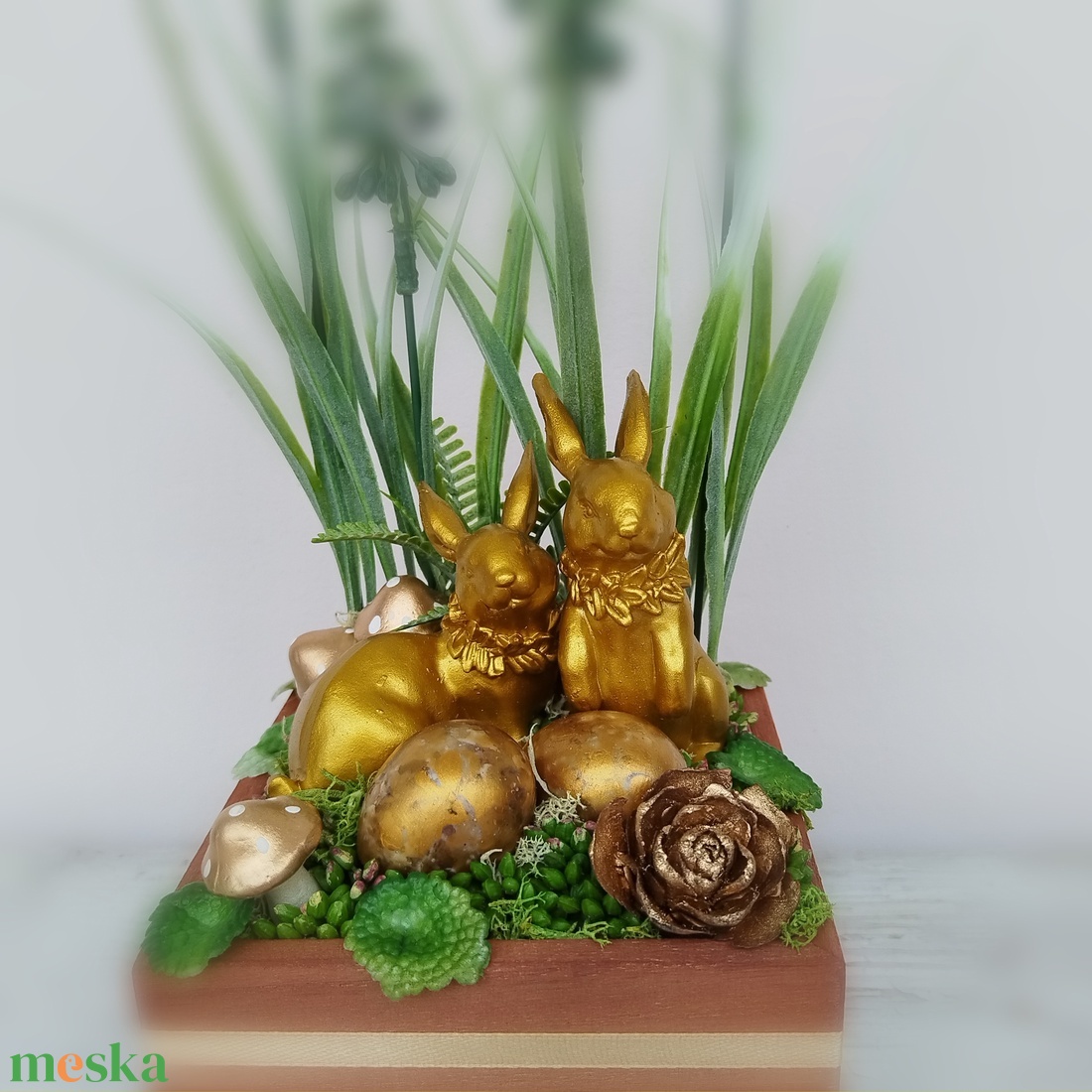 Zöld - arany asztaldísz - otthon & életmód - virágdekoráció - virágdíszek - asztali virágdísz - Meska.hu