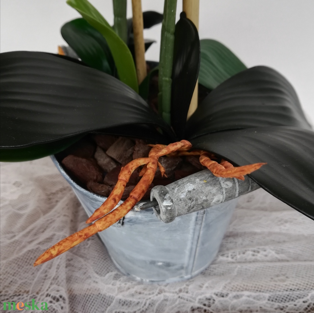 Orchidea kaspóban - vintage zöld - otthon & életmód - dekoráció - virágdísz és tartó - csokor & virágdísz - Meska.hu Orchidea kaspóban - vintage zöld - otthon & életmód - dekoráció - virágdísz és tartó - csokor & virágdísz - Meska.hu
