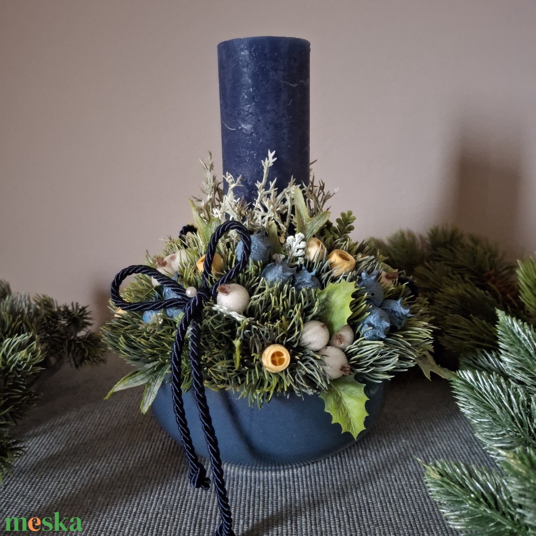 Kék asztaldísz gyertyával  - karácsony - adventi díszek - adventi gyertyadíszek és koszorúdíszek - Meska.hu