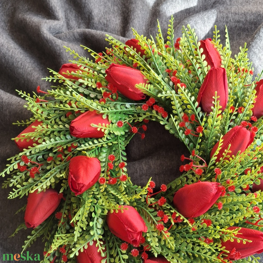 Tulipános kopogtató-piros - otthon & életmód - dekoráció - ajtó- és ablak dekoráció - ajtódísz & kopogtató - Meska.hu