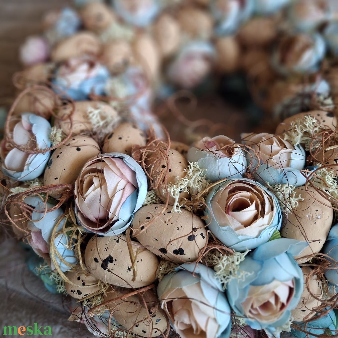 Tavaszi kopogtató vagy asztaldísz pici tojásokkal - otthon & életmód - dekoráció - ajtó- és ablak dekoráció - ajtódísz & kopogtató - Meska.hu