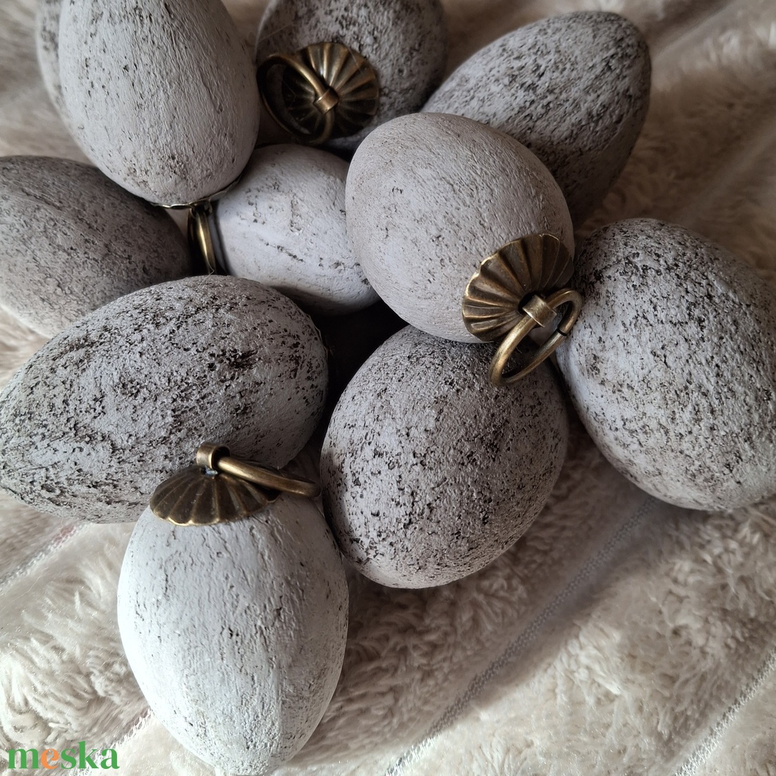 Kőhatású függő tojás dísz szett-barna - otthon & életmód - dekoráció - fali és függő dekoráció - függődísz - Meska.hu