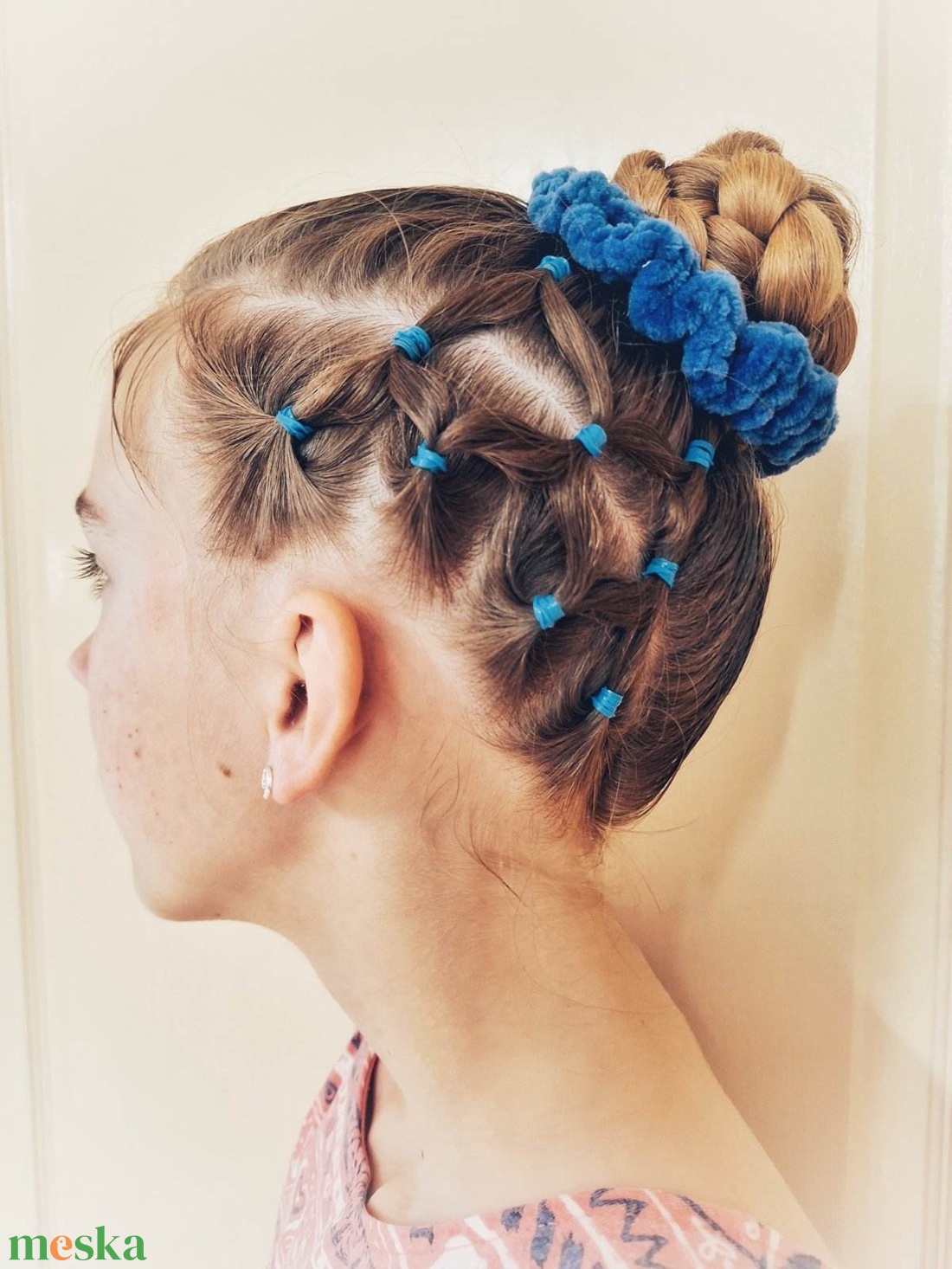 Horgolt hajgumi, scrunchie - ruha & divat - hajdísz & hajcsat - hajráf & hajpánt - Meska.hu Horgolt hajgumi, scrunchie - ruha & divat - hajdísz & hajcsat - hajráf & hajpánt - Meska.hu