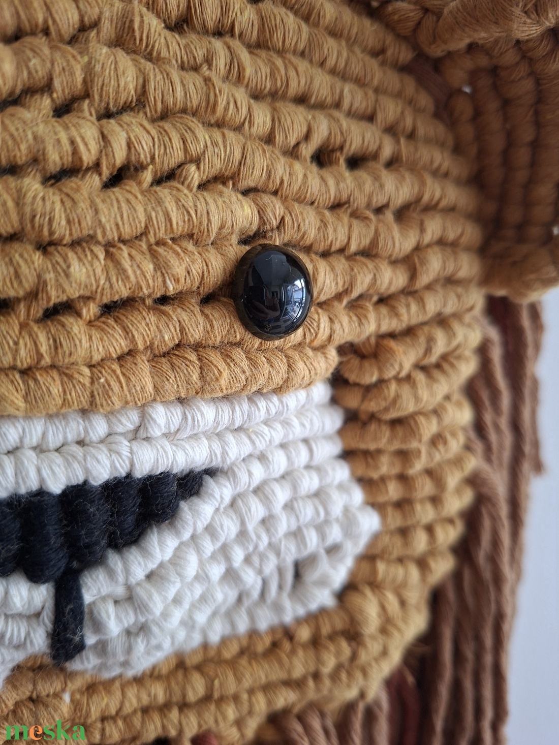 Makramé oroszlán - otthon & életmód - dekoráció - fali és függő dekoráció - falra akasztható dekor - Meska.hu