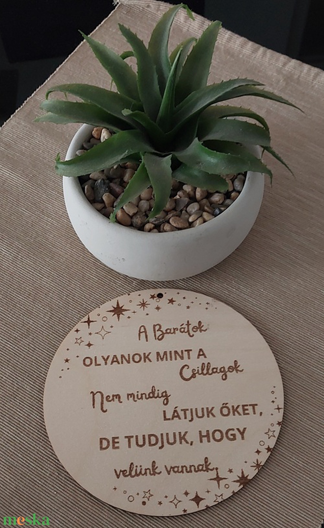 A barátok - otthon & életmód - dekoráció - ajtó- és ablak dekoráció - ablakdísz - Meska.hu
