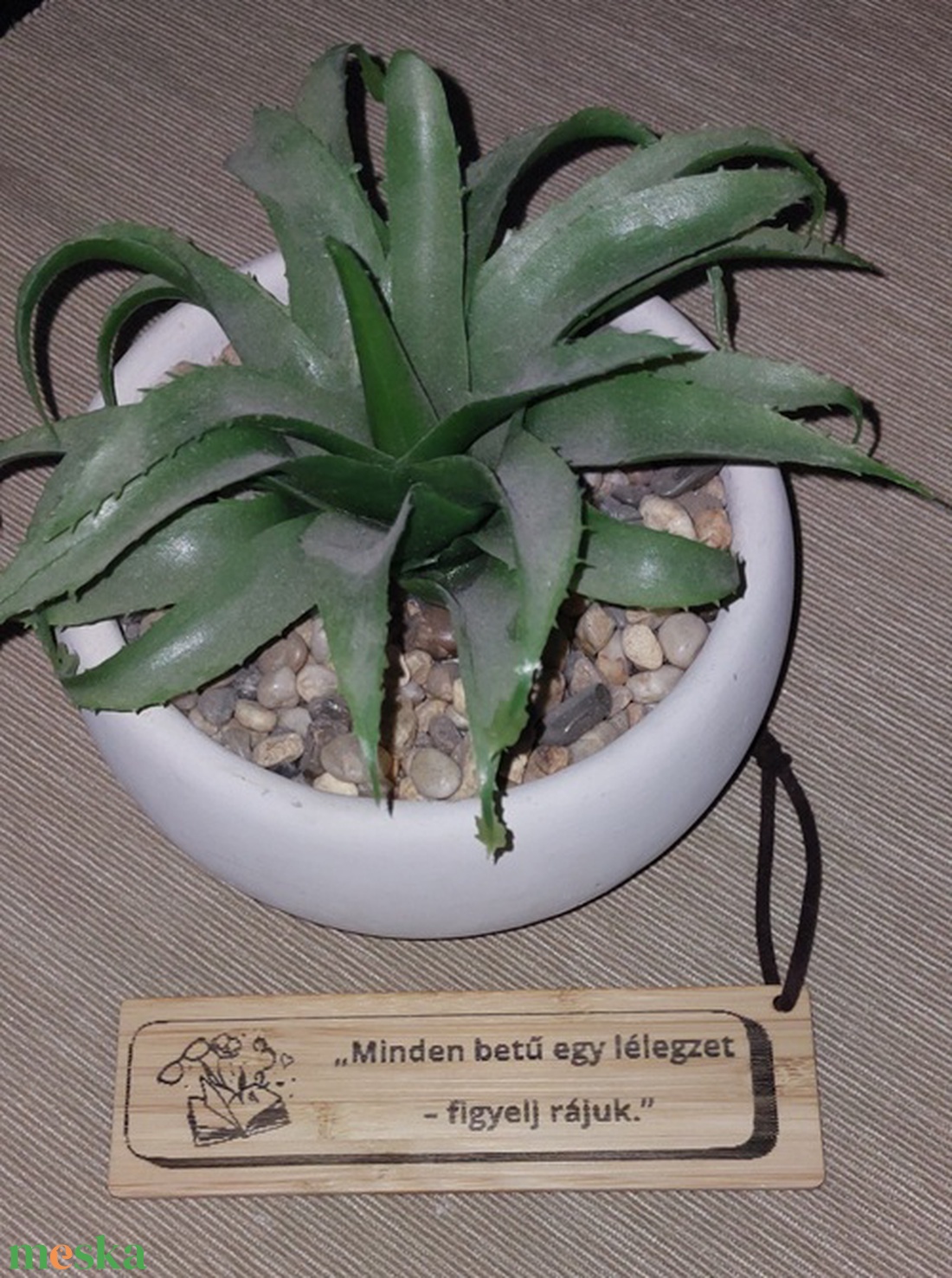 Mindedn betű bambusz könyvjelző - könyv & zene - könyvjelző - Meska.hu Mindedn betű bambusz könyvjelző - könyv & zene - könyvjelző - Meska.hu