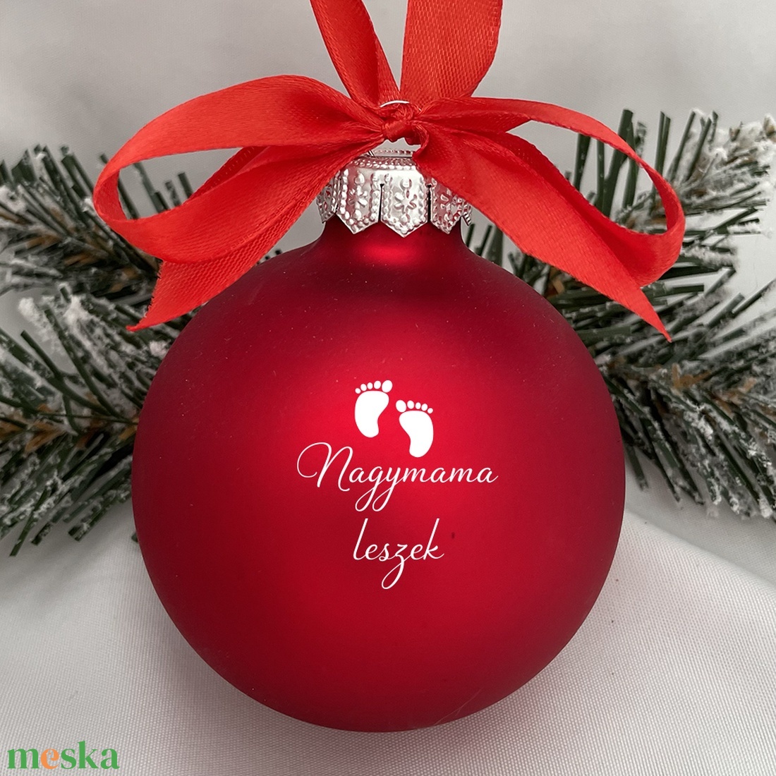 Nagymama leszek karácsonyi gömb - üveg karácsonyfa dísz - karácsony - karácsonyi lakásdekoráció - karácsonyfadíszek - Meska.hu Nagymama leszek karácsonyi gömb - üveg karácsonyfa dísz - karácsony - karácsonyi lakásdekoráció - karácsonyfadíszek - Meska.hu