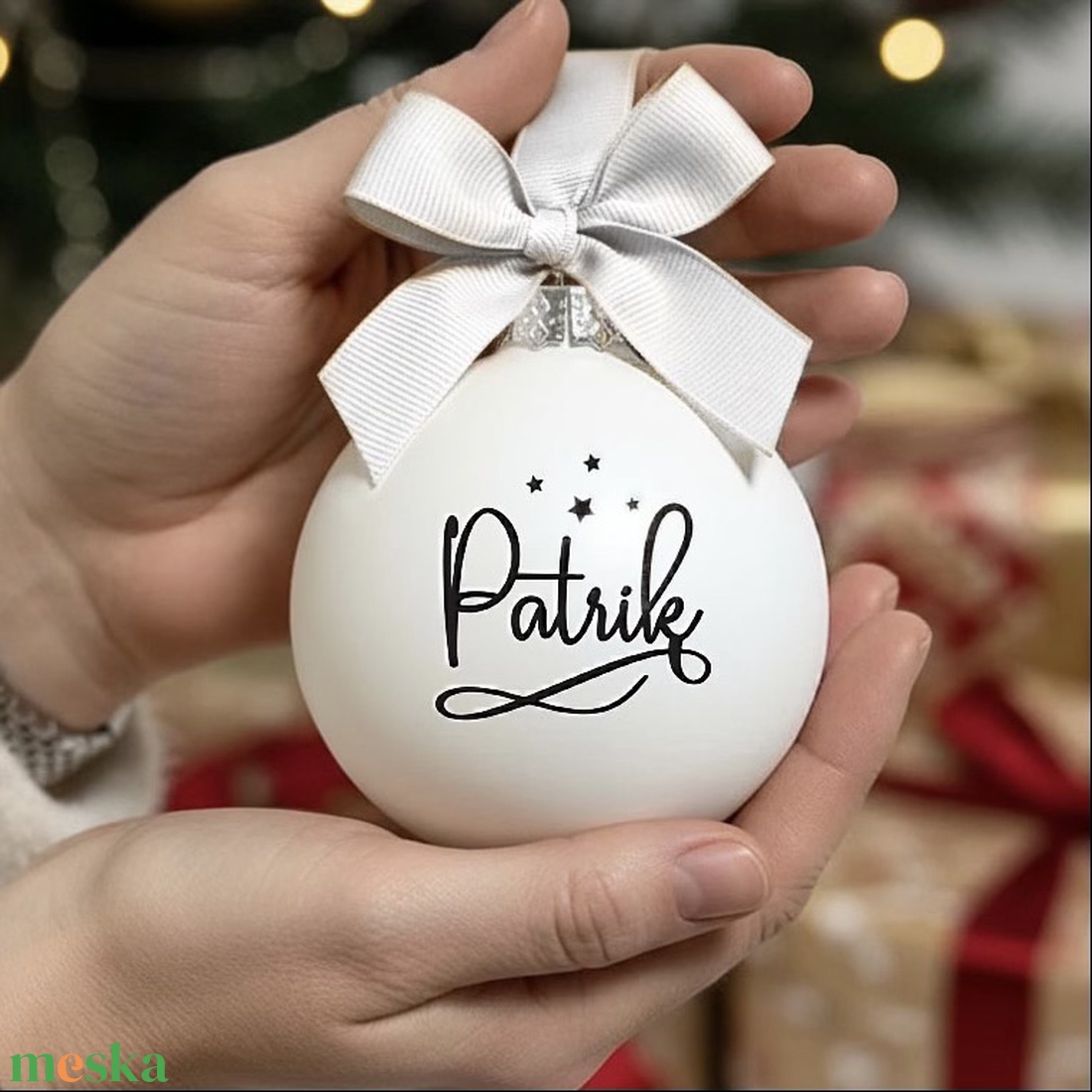 Karácsonyi üveg díszgömb egyedi névvel - 100021 - karácsony - karácsonyi lakásdekoráció - karácsonyfadíszek - Meska.hu Karácsonyi üveg díszgömb egyedi névvel - 100021 - karácsony - karácsonyi lakásdekoráció - karácsonyfadíszek - Meska.hu