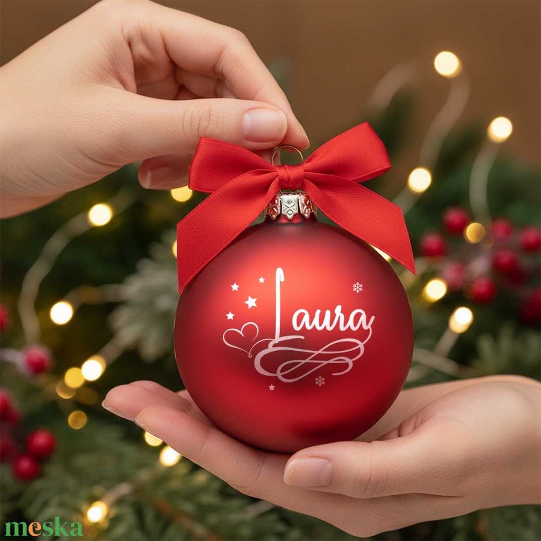 Karácsonyi üveg díszgömb egyedi névvel - 100023 - karácsony - karácsonyi lakásdekoráció - karácsonyfadíszek - Meska.hu