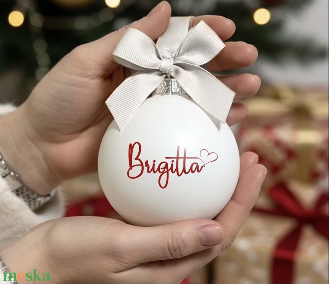 Karácsonyi üveg díszgömb egyedi névvel - 100024 - karácsony - karácsonyi lakásdekoráció - karácsonyfadíszek - Meska.hu Karácsonyi üveg díszgömb egyedi névvel - 100024 - karácsony - karácsonyi lakásdekoráció - karácsonyfadíszek - Meska.hu