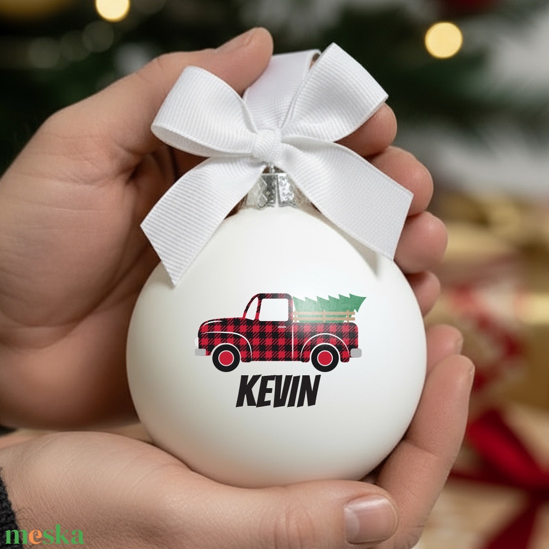 Karácsonyi üveg díszgömb egyedi névvel - Autós 2 - 100044 - karácsony - karácsonyi lakásdekoráció - karácsonyfadíszek - Meska.hu