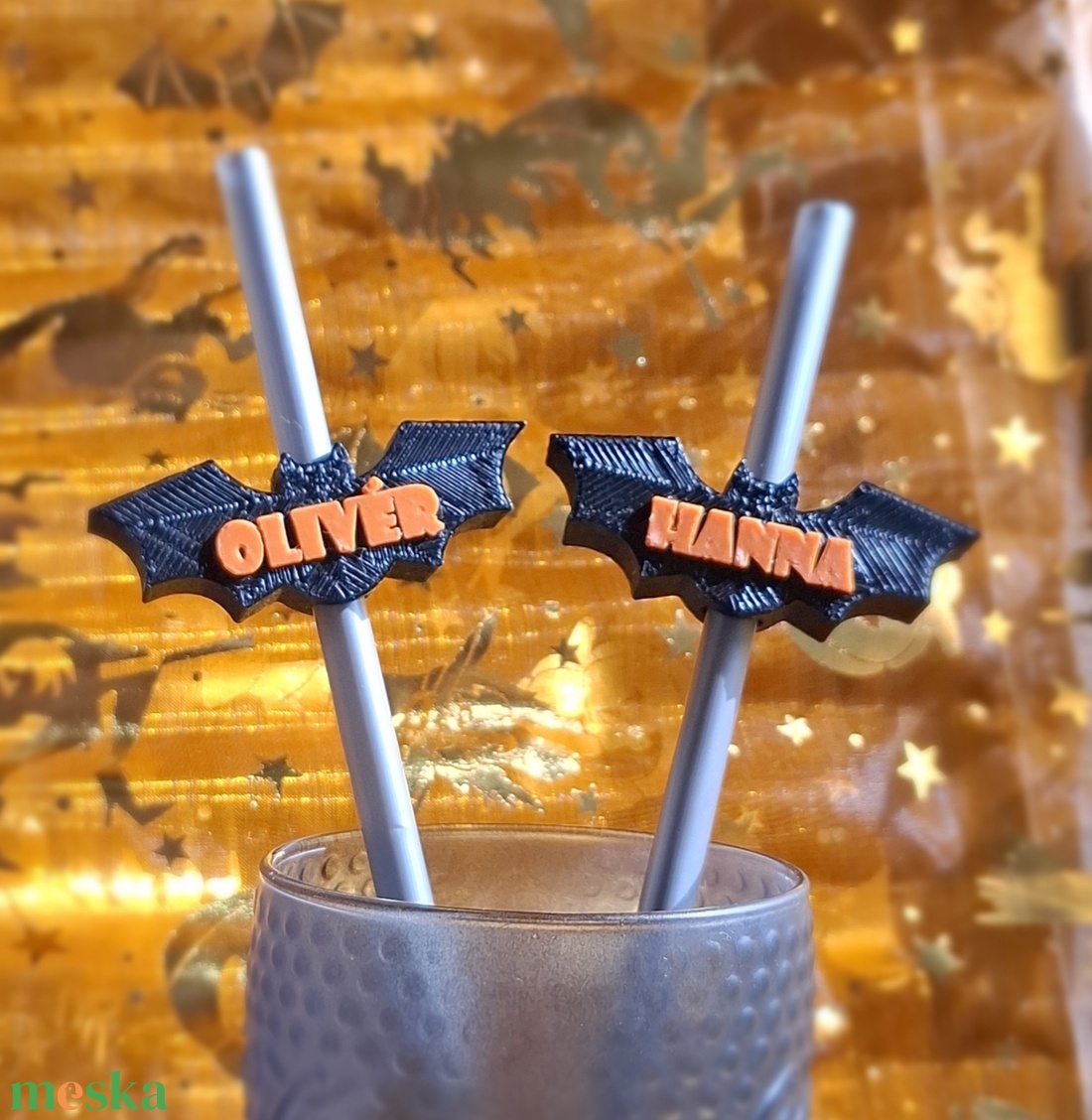 Névre szóló denevér alakú Halloweeni szívószál jelölő - otthon & életmód - dekoráció - halloween - halloweeni asztaldísz - Meska.hu