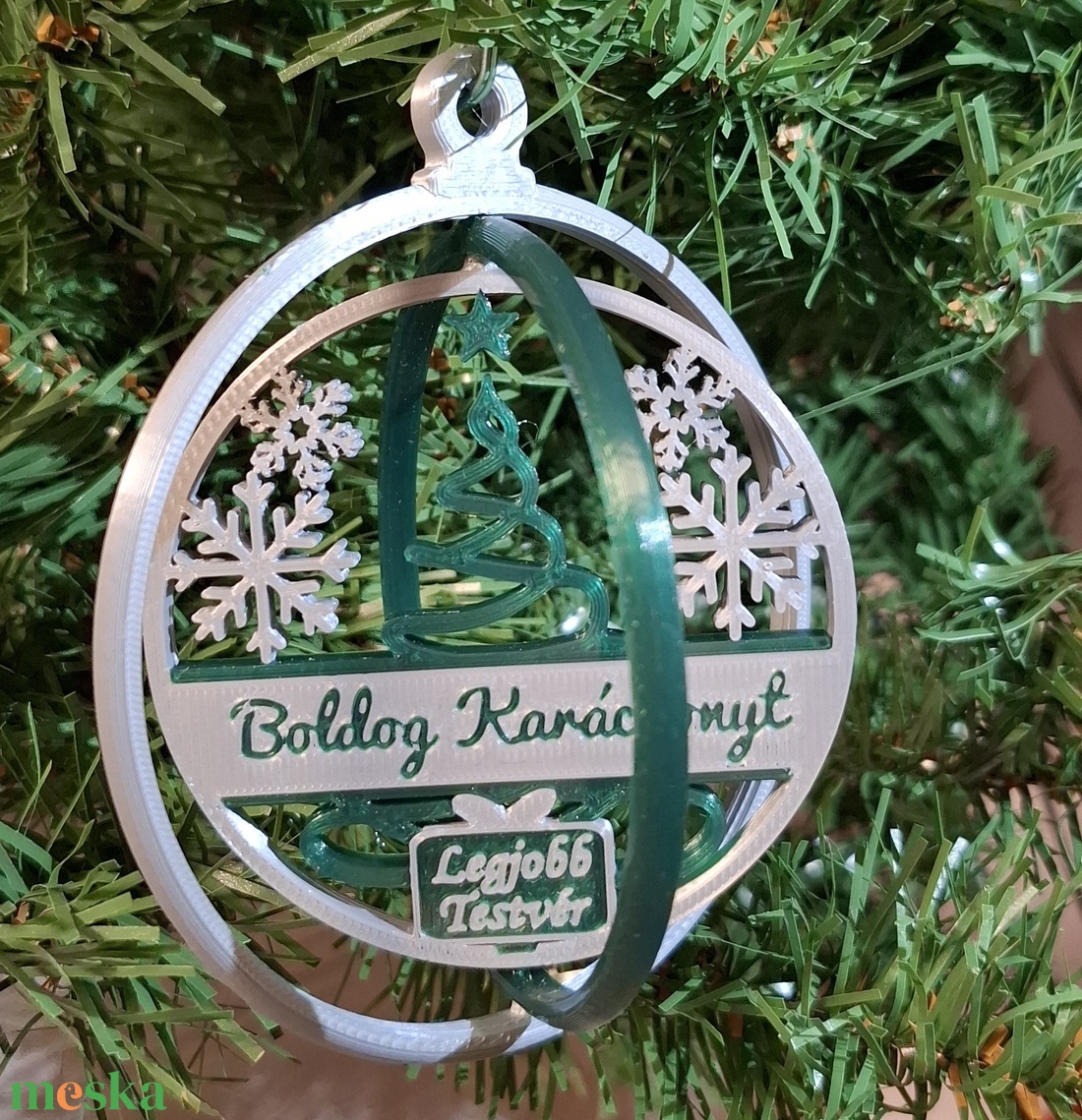 Egyedi, forgatható karácsonyfadísz  személyre szabott felirattal - karácsony - karácsonyi lakásdekoráció - karácsonyfadíszek - Meska.hu