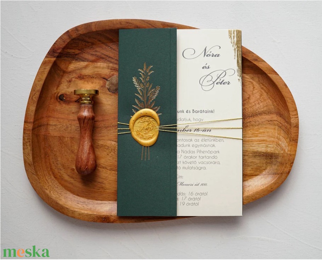 Romantikus esküvői meghívó  arany mintával díszítve , viaszpecséttel  - esküvő - meghívó & kártya - meghívó - Meska.hu