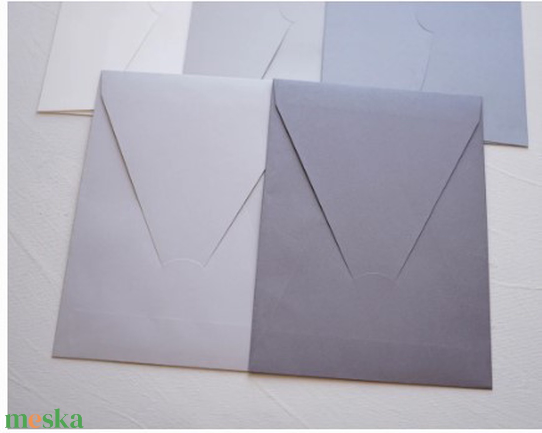 Világos szürke díszboríték - 20 cm x 14 cm - otthon & életmód - papír, írószer - boríték - Meska.hu Világos szürke díszboríték - 20 cm x 14 cm - otthon & életmód - papír, írószer - boríték - Meska.hu