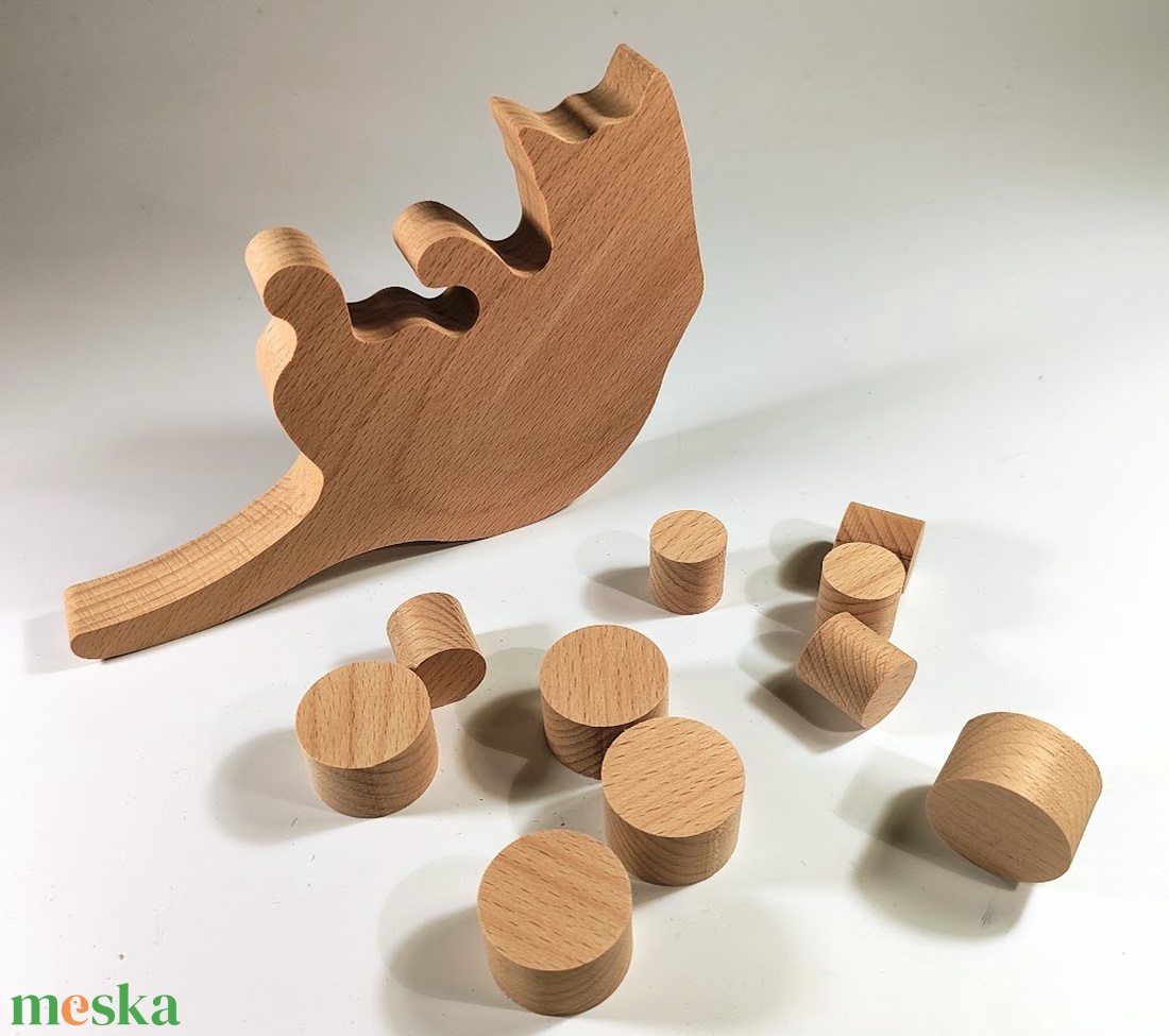 Fajáték alkatrész - macsek gombolyagokkal - kellékek & szerszámok - hobby fa alapanyag - egyéb fatermék - Meska.hu