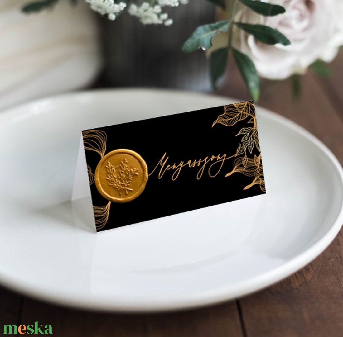 'Black Edition' Fekete, arany elegáns ültetőkártya, viaszpecséttel is kérhető - esküvő - meghívó & kártya - ültetési rend - Meska.hu 'Black Edition' Fekete, arany elegáns ültetőkártya, viaszpecséttel is kérhető - esküvő - meghívó & kártya - ültetési rend - Meska.hu