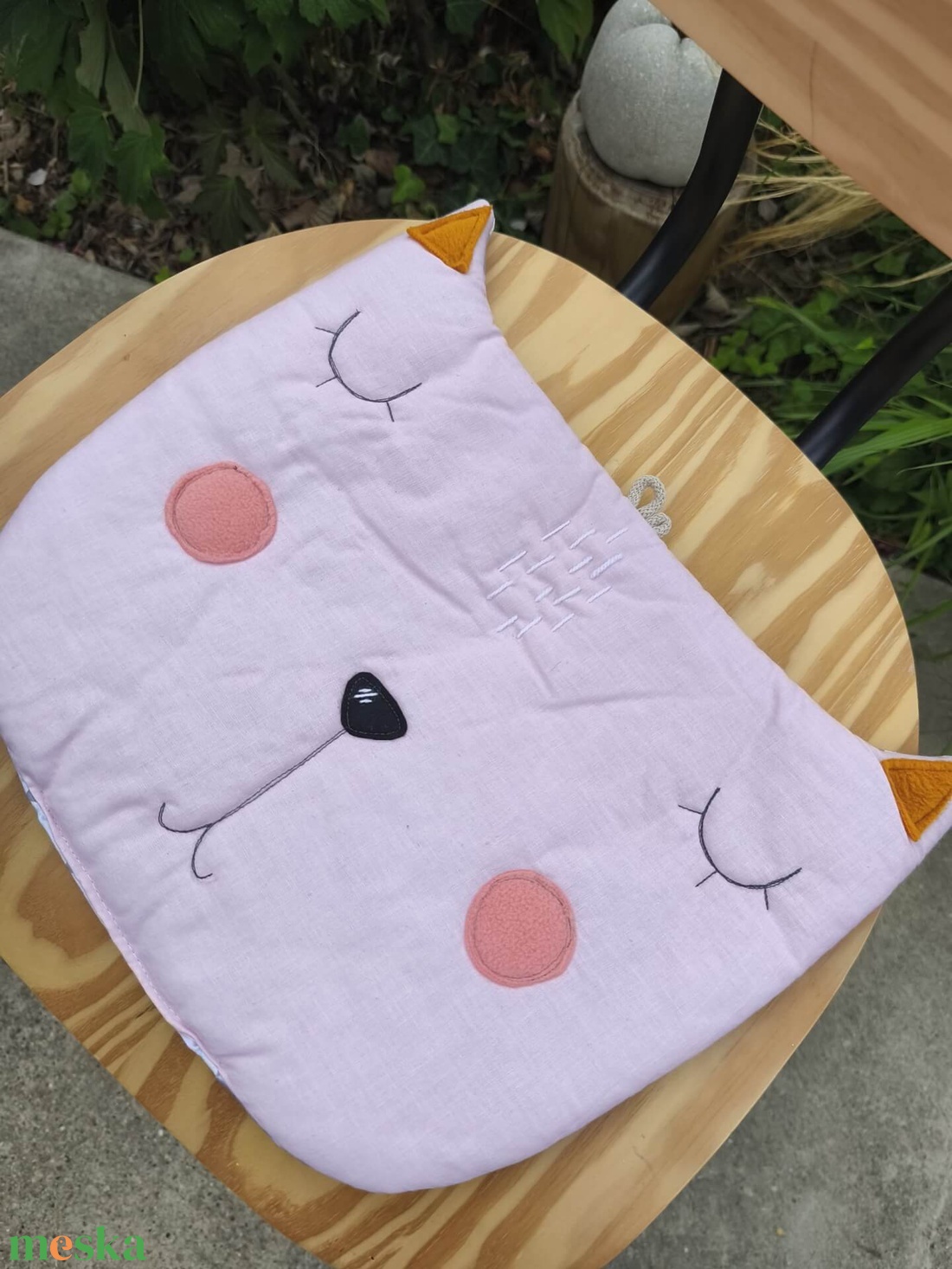 Cica székpárna - otthon & életmód - babaszoba, gyerekszoba - iskolai ülőpárna - Meska.hu
