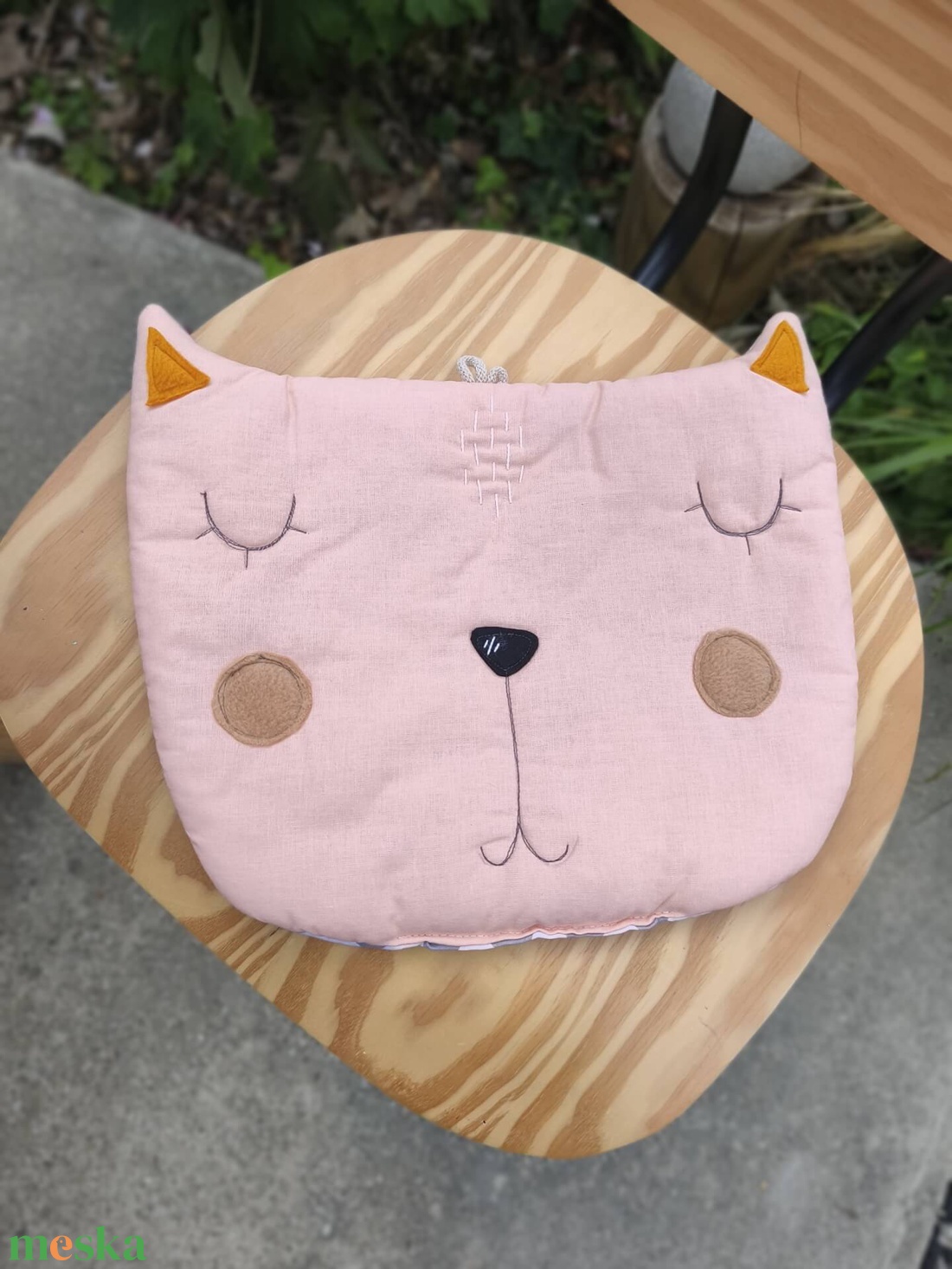 Cica székpárna - otthon & életmód - babaszoba, gyerekszoba - iskolai ülőpárna - Meska.hu