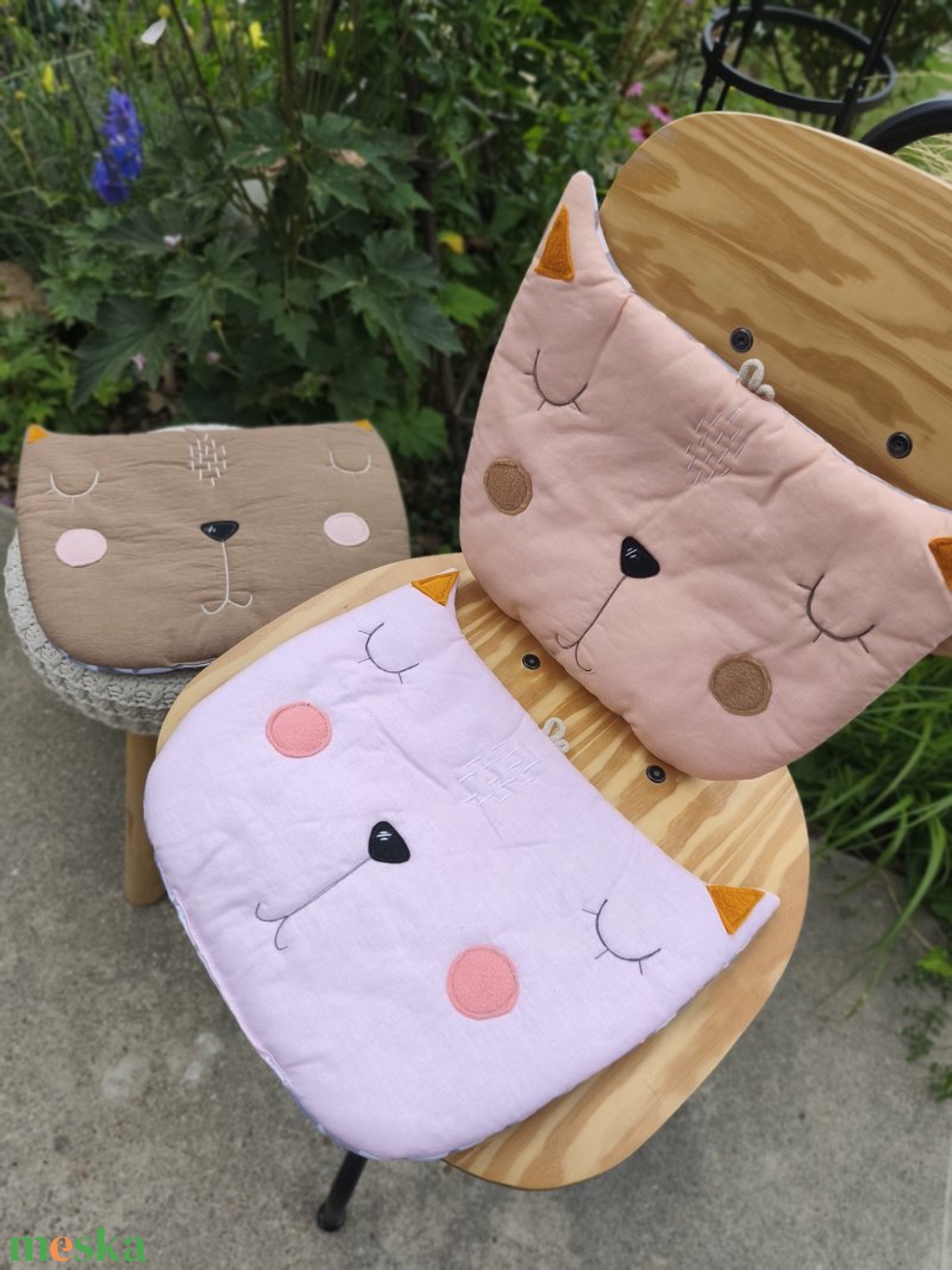 Cica székpárna - otthon & életmód - babaszoba, gyerekszoba - iskolai ülőpárna - Meska.hu