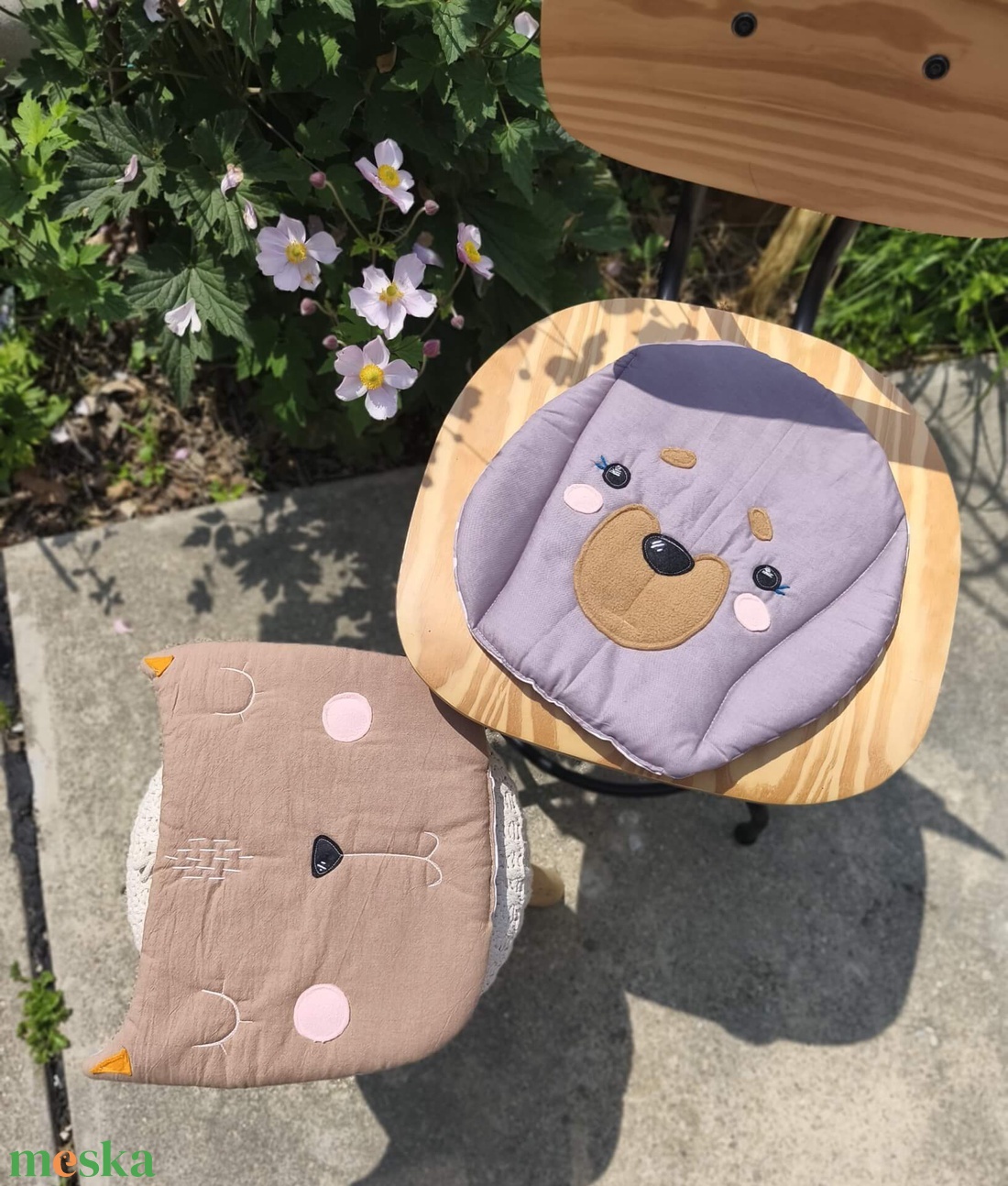Tacskó székpárna - otthon & életmód - babaszoba, gyerekszoba - iskolai ülőpárna - Meska.hu