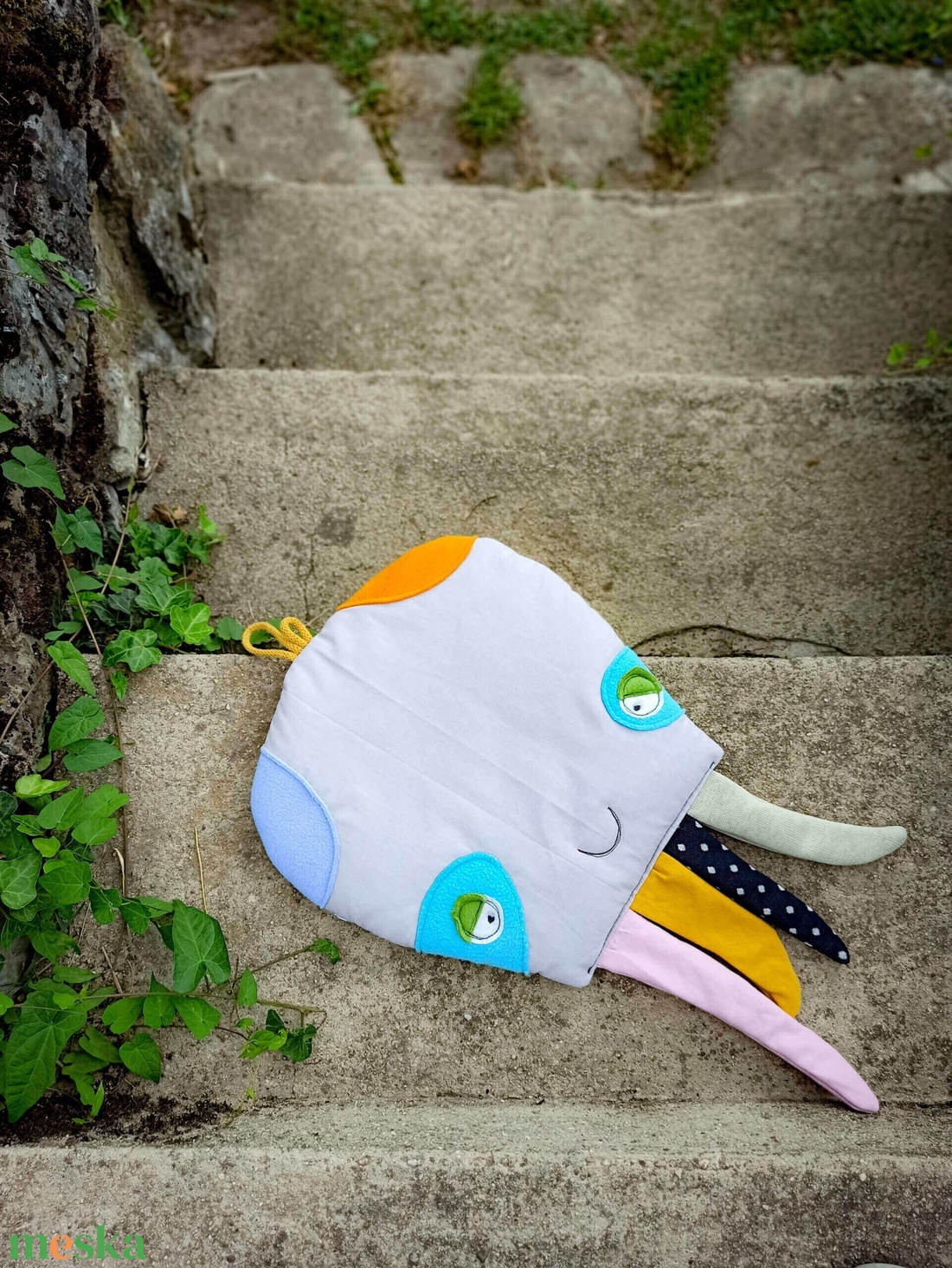 Polip székpárna - otthon & életmód - babaszoba, gyerekszoba - iskolai ülőpárna - Meska.hu