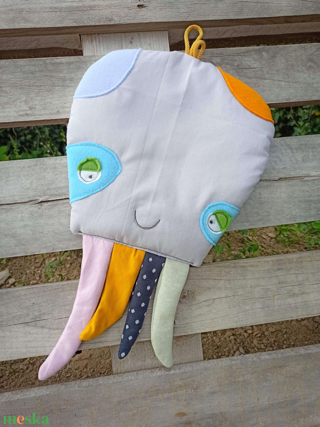 Polip székpárna - otthon & életmód - babaszoba, gyerekszoba - iskolai ülőpárna - Meska.hu