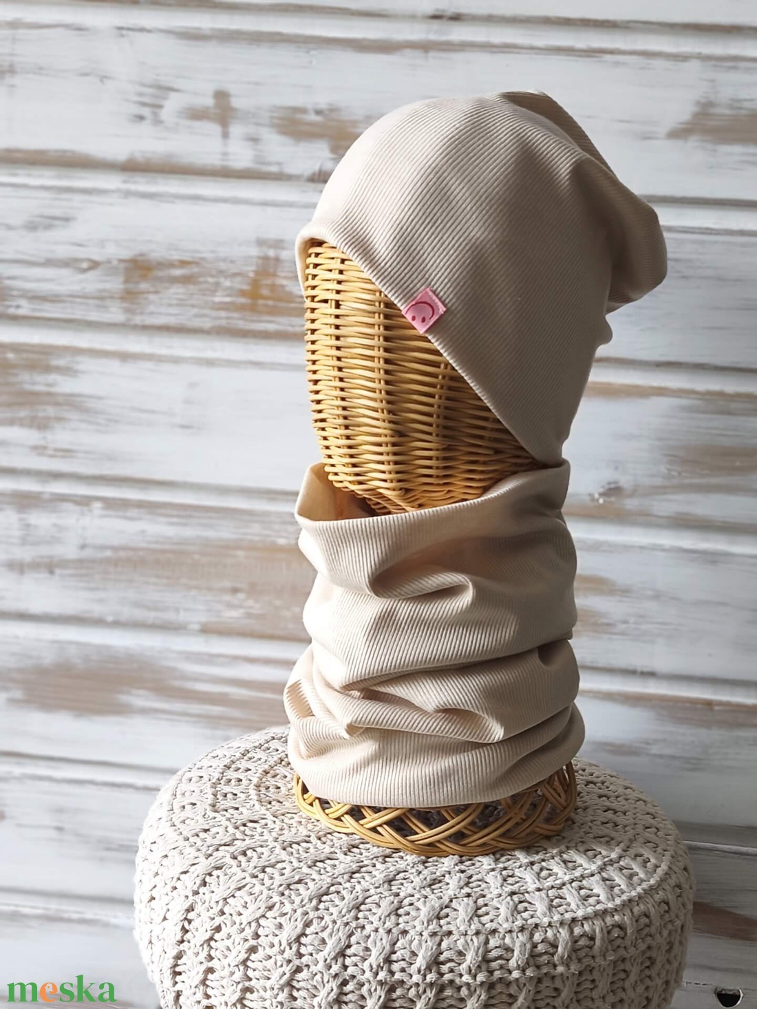 Bézs csillogós sapka sál szett  - ruha & divat - sál, sapka, kendő - sapka & sál szett - Meska.hu