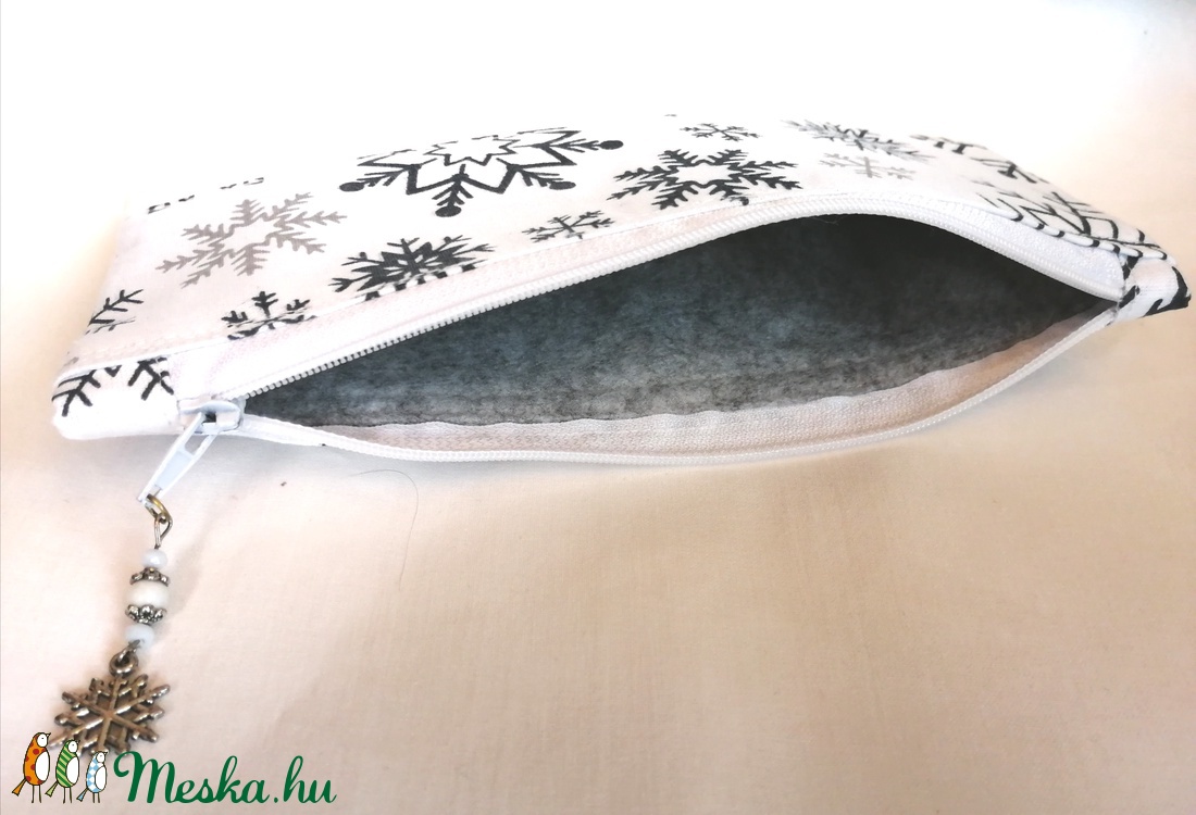 Csillagos Pelyhek női neszesszer / betéttartó - táska & tok - neszesszer - Meska.hu